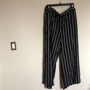 Drawstring wide leg pants NWT
